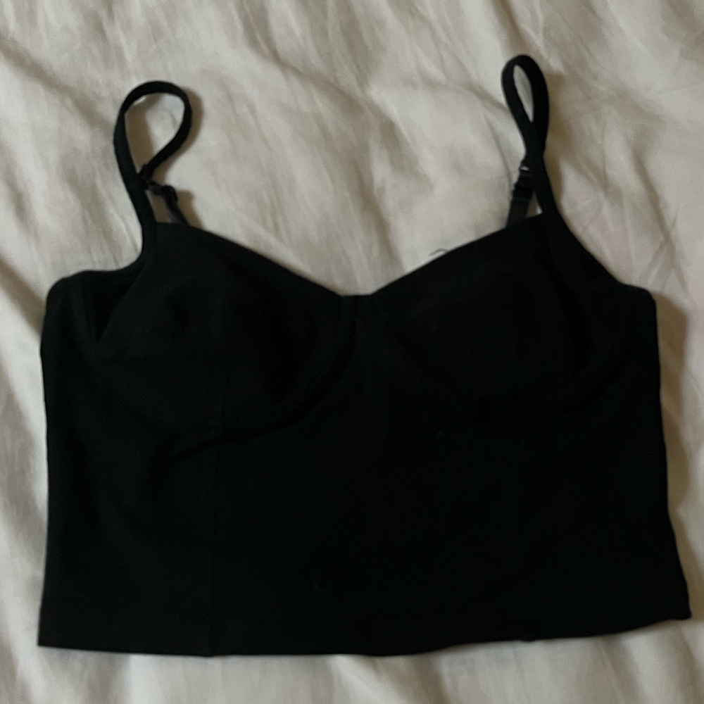 flattering tna top 🩷